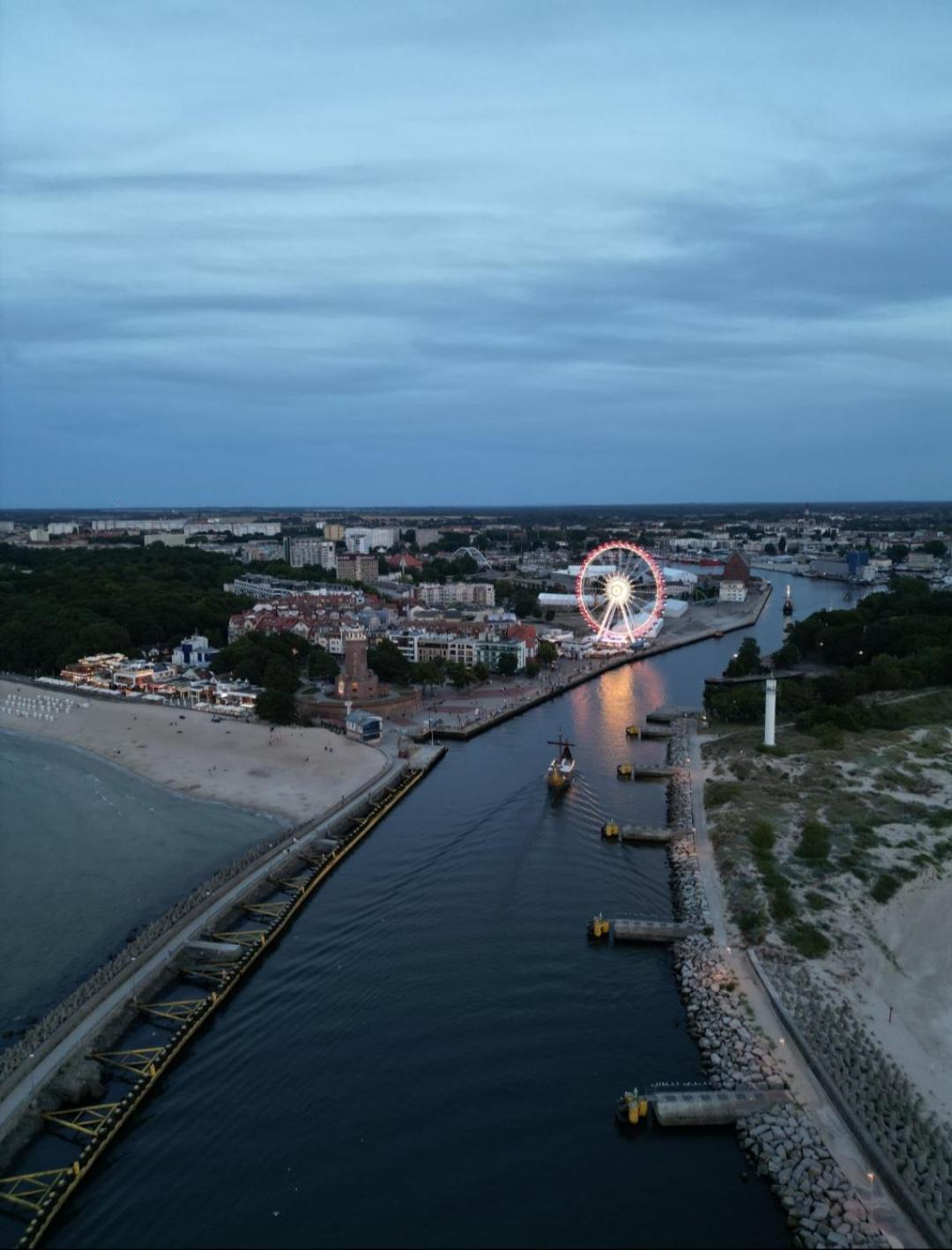 Salt Island Apartament Kolobrzeg Apartment Екстериор снимка